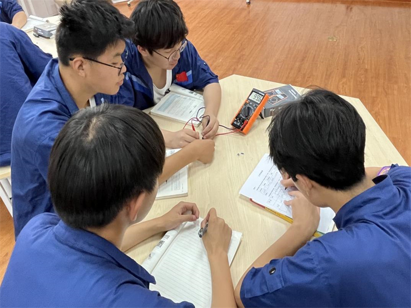图片3.jpg 图片3.jpg