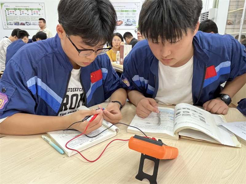 图片4.jpg 图片4.jpg