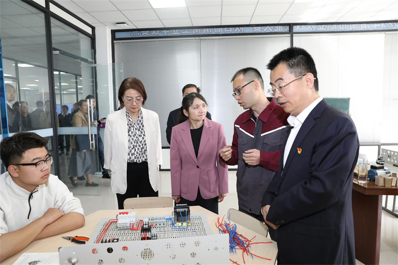 微信图片_20250415100847.jpg 微信图片_20250415100847.jpg