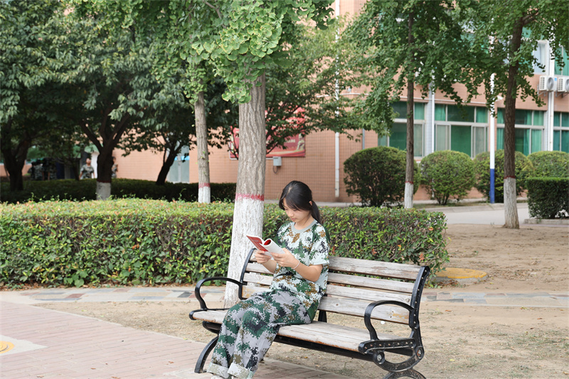 中计算机2505 张思语.jpg 中计算机2505 张思语.jpg