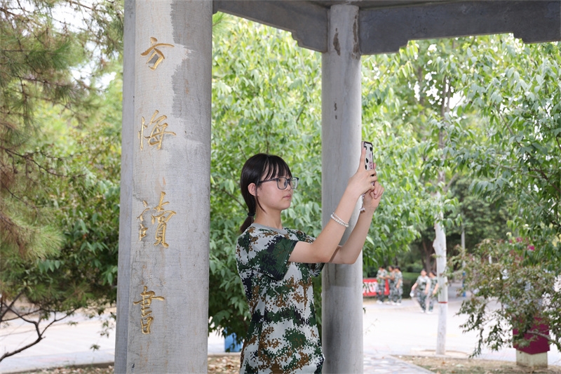 中计算机2505 东茹�?1).jpg 中计算机2505 东茹�?1).jpg