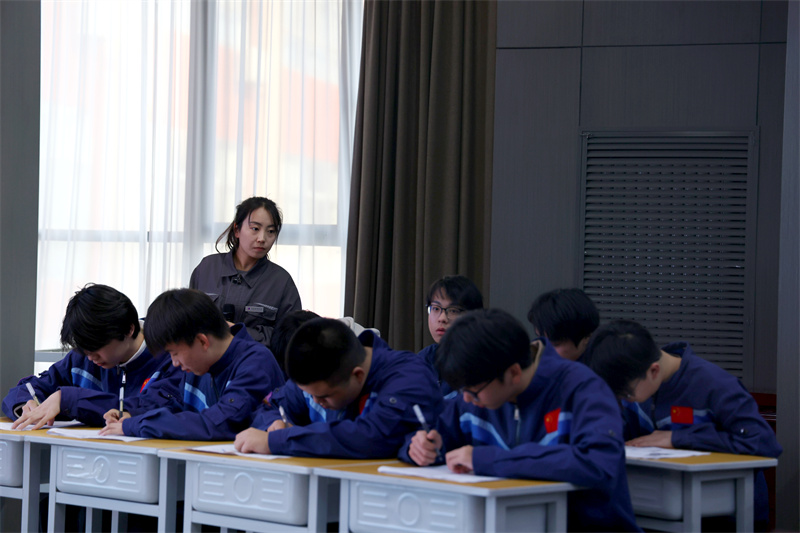 微信图片_20251113114738_429_58.jpg 微信图片_20251113114738_429_58.jpg