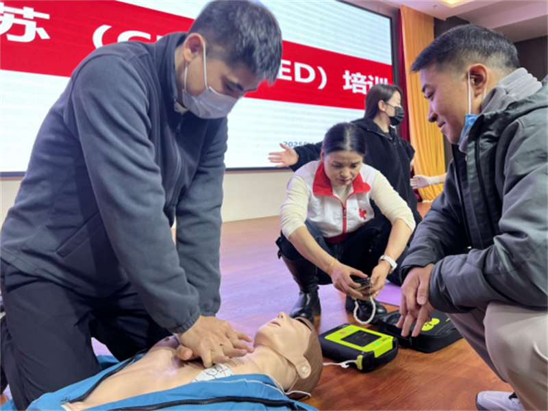 12-11(�����?Ӧ���Ȼ���ѵ���ܽ�ְԱ�?����ѧԺ��ȫ���ϡ��������к�ʮ�ֻ��У�?- ����1363.png