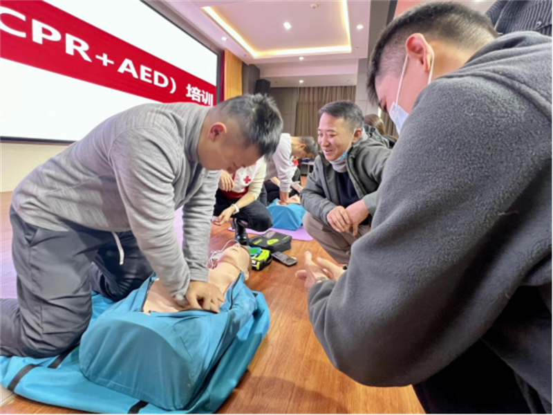 12-11(�����?Ӧ���Ȼ���ѵ���ܽ�ְԱ�?����ѧԺ��ȫ���ϡ��������к�ʮ�ֻ��У�?- ����1366.png